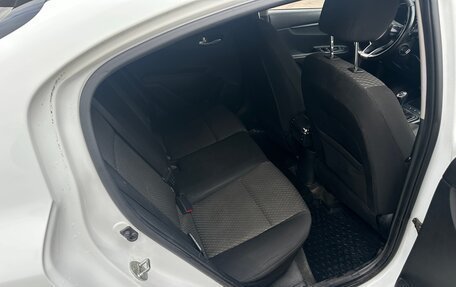 KIA Rio IV, 2019 год, 900 000 рублей, 12 фотография