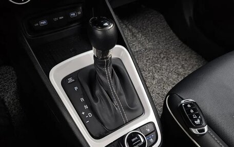 Hyundai Venue I, 2022 год, 1 241 030 рублей, 6 фотография