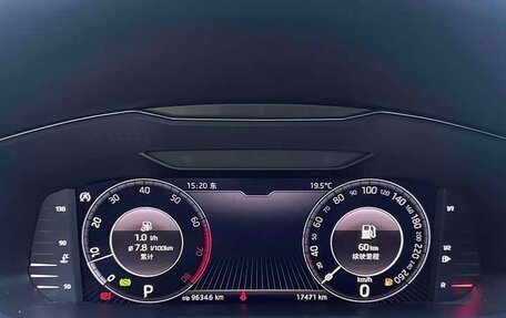 Skoda Superb III рестайлинг, 2023 год, 2 320 000 рублей, 10 фотография