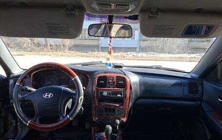 Hyundai Sonata IV рестайлинг, 2003 год, 300 000 рублей, 5 фотография