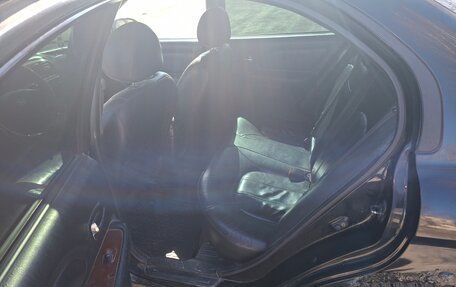 Hyundai Sonata IV рестайлинг, 2003 год, 300 000 рублей, 6 фотография