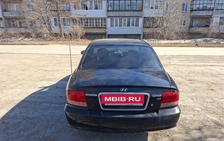 Hyundai Sonata IV рестайлинг, 2003 год, 300 000 рублей, 8 фотография