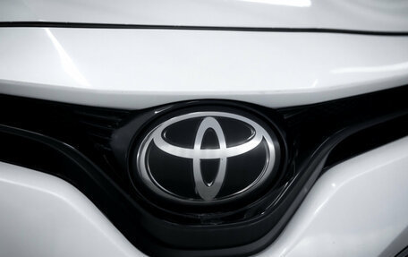 Toyota Camry, 2018 год, 2 349 000 рублей, 10 фотография