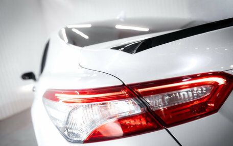 Toyota Camry, 2018 год, 2 349 000 рублей, 11 фотография