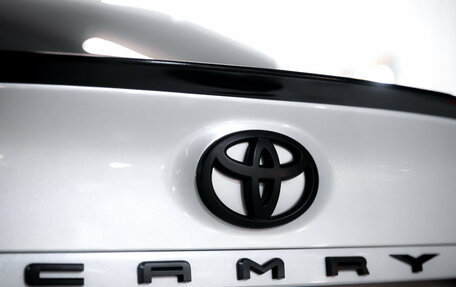 Toyota Camry, 2018 год, 2 349 000 рублей, 13 фотография