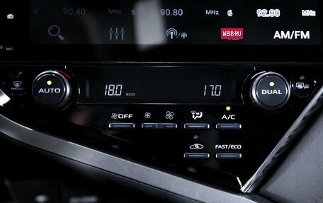 Toyota Camry, 2018 год, 2 349 000 рублей, 24 фотография