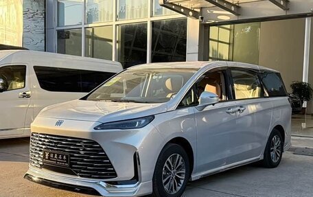 Buick GL8, 2025 год, 5 100 000 рублей, 1 фотография