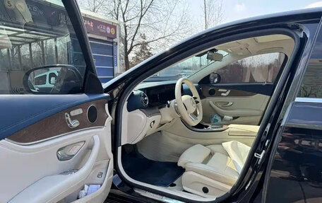 Mercedes-Benz E-Класс, 2022 год, 5 фотография