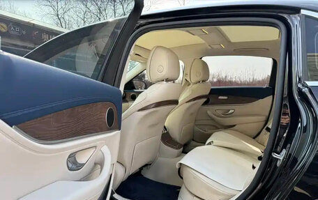 Mercedes-Benz E-Класс, 2022 год, 8 фотография