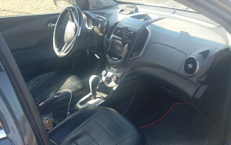 Chevrolet Aveo III, 2014 год, 600 000 рублей, 4 фотография