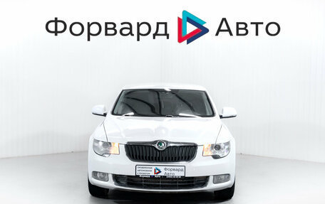 Skoda Superb III рестайлинг, 2012 год, 1 099 000 рублей, 2 фотография