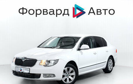 Skoda Superb III рестайлинг, 2012 год, 1 099 000 рублей, 3 фотография