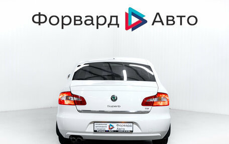 Skoda Superb III рестайлинг, 2012 год, 1 099 000 рублей, 6 фотография