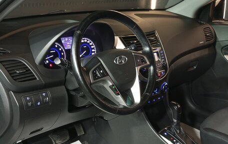 Hyundai Solaris II рестайлинг, 2015 год, 1 080 000 рублей, 7 фотография