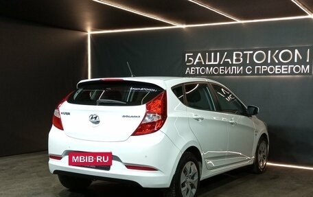 Hyundai Solaris II рестайлинг, 2015 год, 1 080 000 рублей, 4 фотография