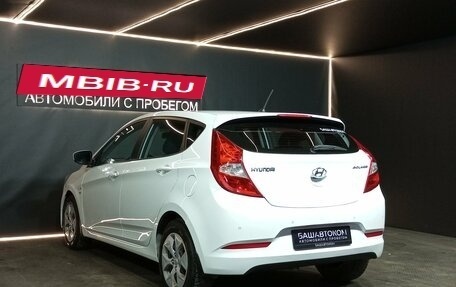 Hyundai Solaris II рестайлинг, 2015 год, 1 080 000 рублей, 6 фотография