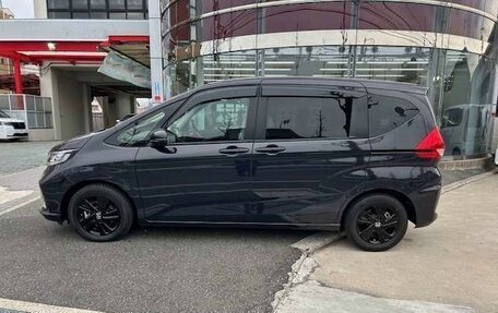 Honda Freed II, 2022 год, 1 346 000 рублей, 8 фотография