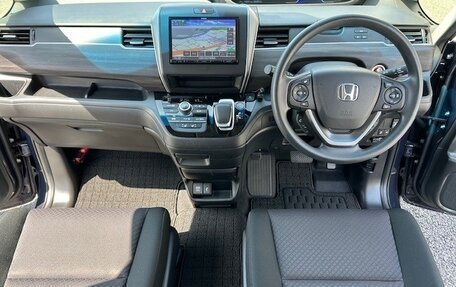 Honda Freed II, 2022 год, 1 346 000 рублей, 13 фотография