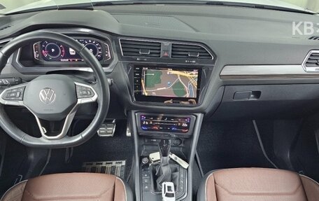 Volkswagen Tiguan, 2023 год, 2 560 000 рублей, 6 фотография