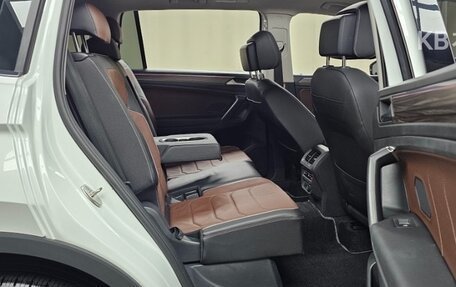 Volkswagen Tiguan, 2023 год, 2 560 000 рублей, 11 фотография