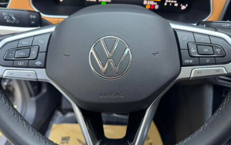 Volkswagen Bora, 2023 год, 1 560 000 рублей, 17 фотография