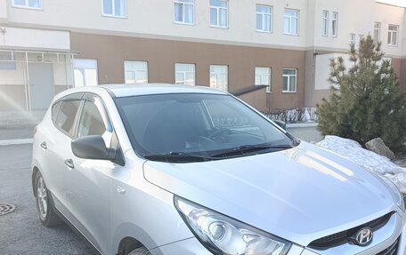 Hyundai ix35 I рестайлинг, 2011 год, 1 320 000 рублей, 2 фотография