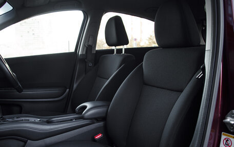 Honda Vezel, 2014 год, 2 050 000 рублей, 38 фотография