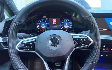 Volkswagen Golf VIII, 2023 год, 1 920 000 рублей, 9 фотография