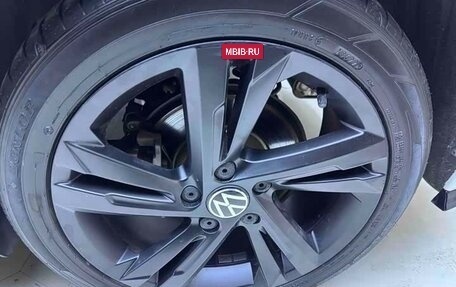 Volkswagen Golf VIII, 2023 год, 1 920 000 рублей, 17 фотография