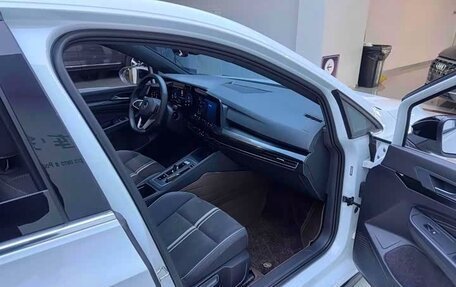 Volkswagen Golf VIII, 2023 год, 1 920 000 рублей, 23 фотография