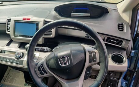 Honda Freed I, 2014 год, 880 000 рублей, 10 фотография