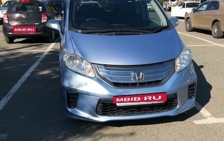Honda Freed I, 2014 год, 880 000 рублей, 8 фотография