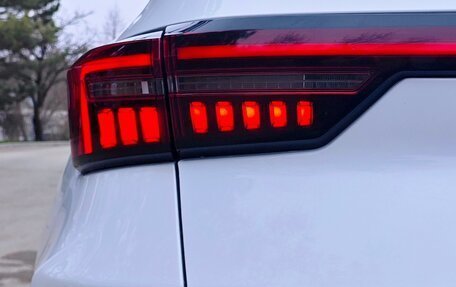 CheryExeed LX, 2023 год, 1 590 000 рублей, 9 фотография