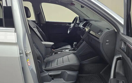 Volkswagen Tiguan II, 2022 год, 3 355 000 рублей, 6 фотография