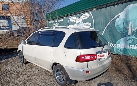 Toyota Ipsum II, 1999 год, 420 000 рублей, 3 фотография