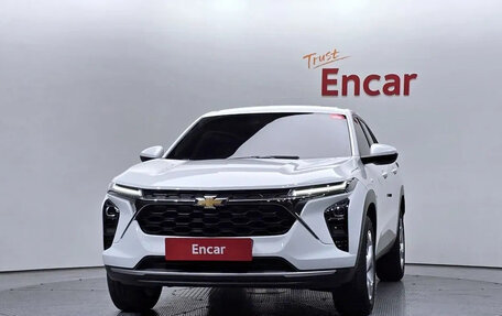 Chevrolet Trax, 2023 год, 1 850 000 рублей, 2 фотография