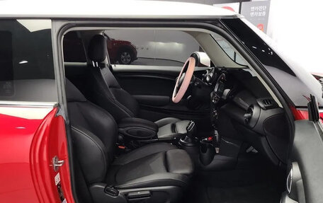 MINI Hatch, 2023 год, 1 985 000 рублей, 7 фотография