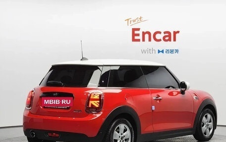 MINI Hatch, 2023 год, 1 985 000 рублей, 3 фотография