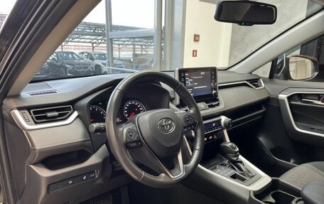 Toyota RAV4, 2022 год, 3 901 250 рублей, 7 фотография