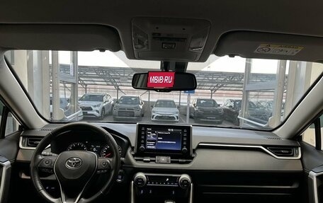 Toyota RAV4, 2022 год, 3 901 250 рублей, 9 фотография