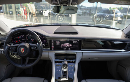 Porsche Panamera II рестайлинг, 2021 год, 11 200 000 рублей, 16 фотография