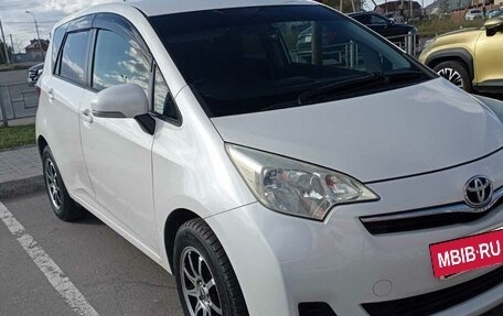 Toyota Ractis II, 2011 год, 895 000 рублей, 3 фотография