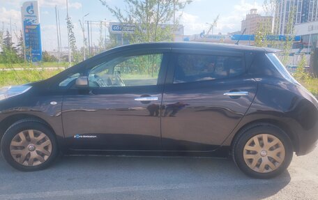Nissan Leaf I, 2014 год, 1 099 000 рублей, 6 фотография