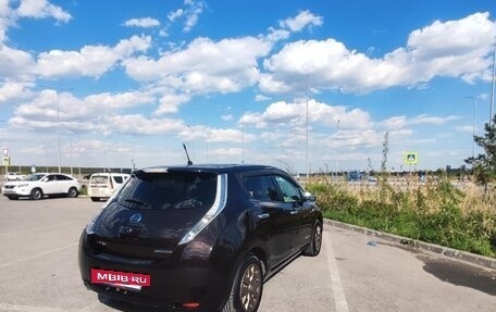 Nissan Leaf I, 2014 год, 1 099 000 рублей, 8 фотография