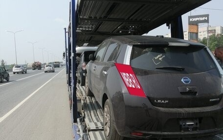 Nissan Leaf I, 2014 год, 1 099 000 рублей, 17 фотография