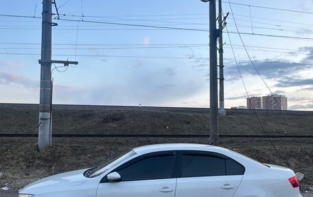 Volkswagen Jetta VI, 2012 год, 950 000 рублей, 3 фотография