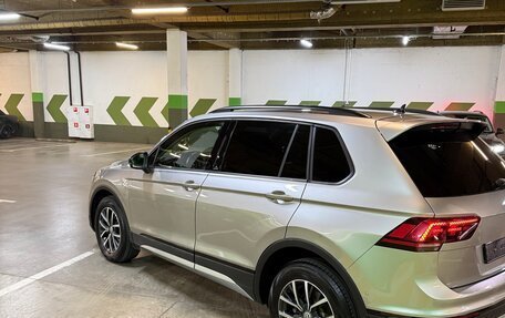 Volkswagen Tiguan II, 2019 год, 3 300 000 рублей, 2 фотография
