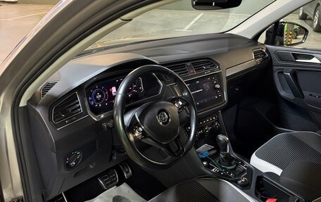 Volkswagen Tiguan II, 2019 год, 3 300 000 рублей, 5 фотография