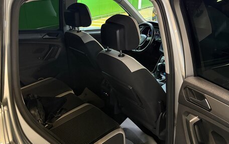 Volkswagen Tiguan II, 2019 год, 3 300 000 рублей, 10 фотография