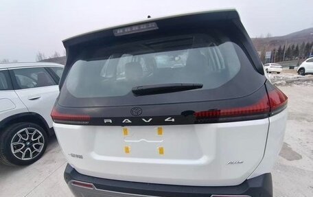 Toyota RAV4, 2026 год, 4 260 000 рублей, 7 фотография